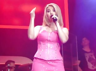 Beatrice egli tits