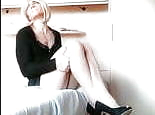 Shemale pantyhose heels tube